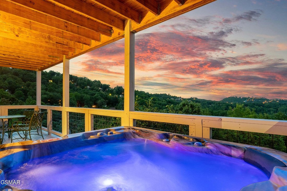 House in Gatlinburg, Tennessee, United States 5 - 18589592