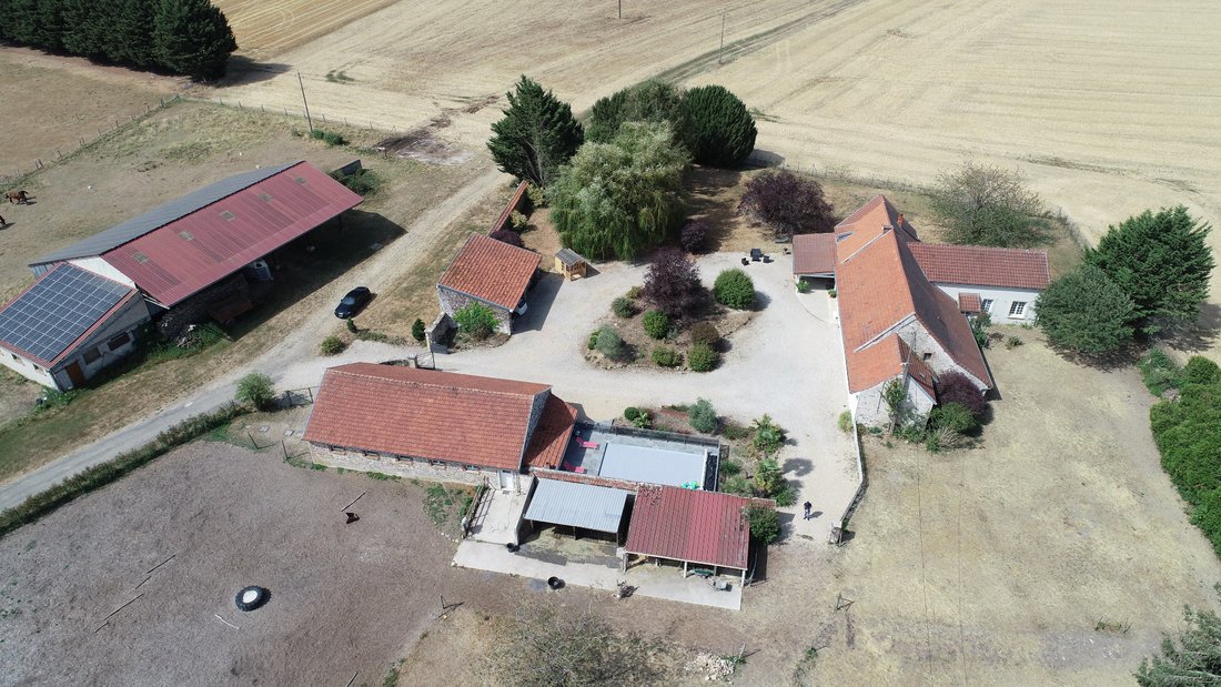 Farm Ranch in Le Thoult-Trosnay, Grand Est, France 1 - 18593104