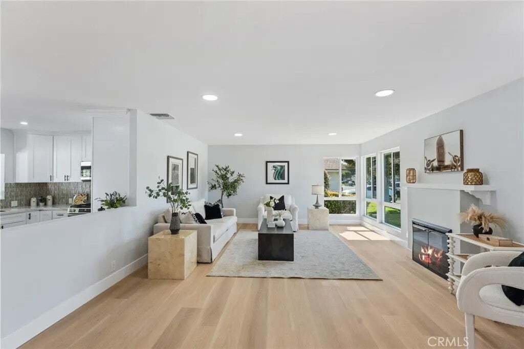 House in Cypress, California, United States 4 - 18592068