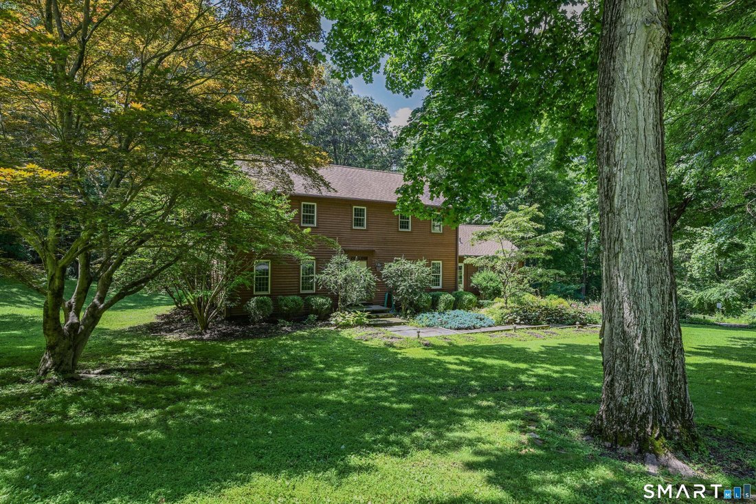 House in Newtown, Connecticut, United States 2 - 18588991