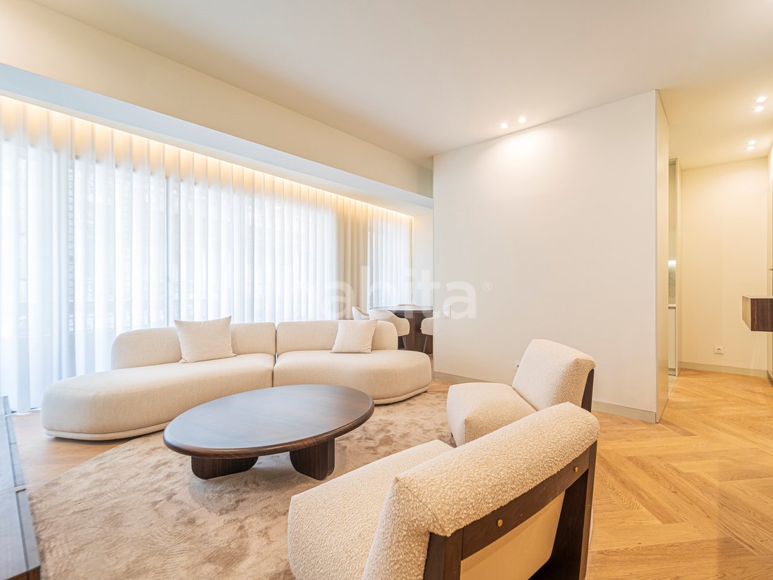 Apartment in Cedofeita, Santo Ildefonso, Se, Miragaia, Sao Nicolau e Vitoria, Porto District, Portugal 2 - 18592968
