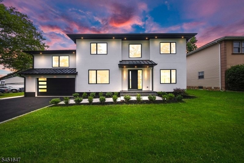 House in Clark, New Jersey, United States 3 - 18589284