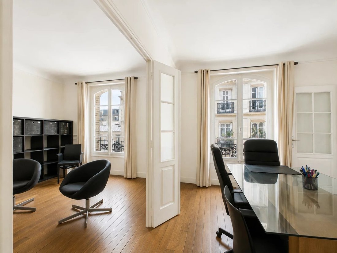 Apartment in République - Saint Ambroise, Paris, Ile-de-France 1 - 18498115