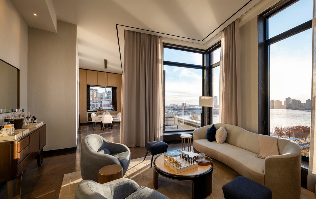 New York, New York, United States 2 - 18592872