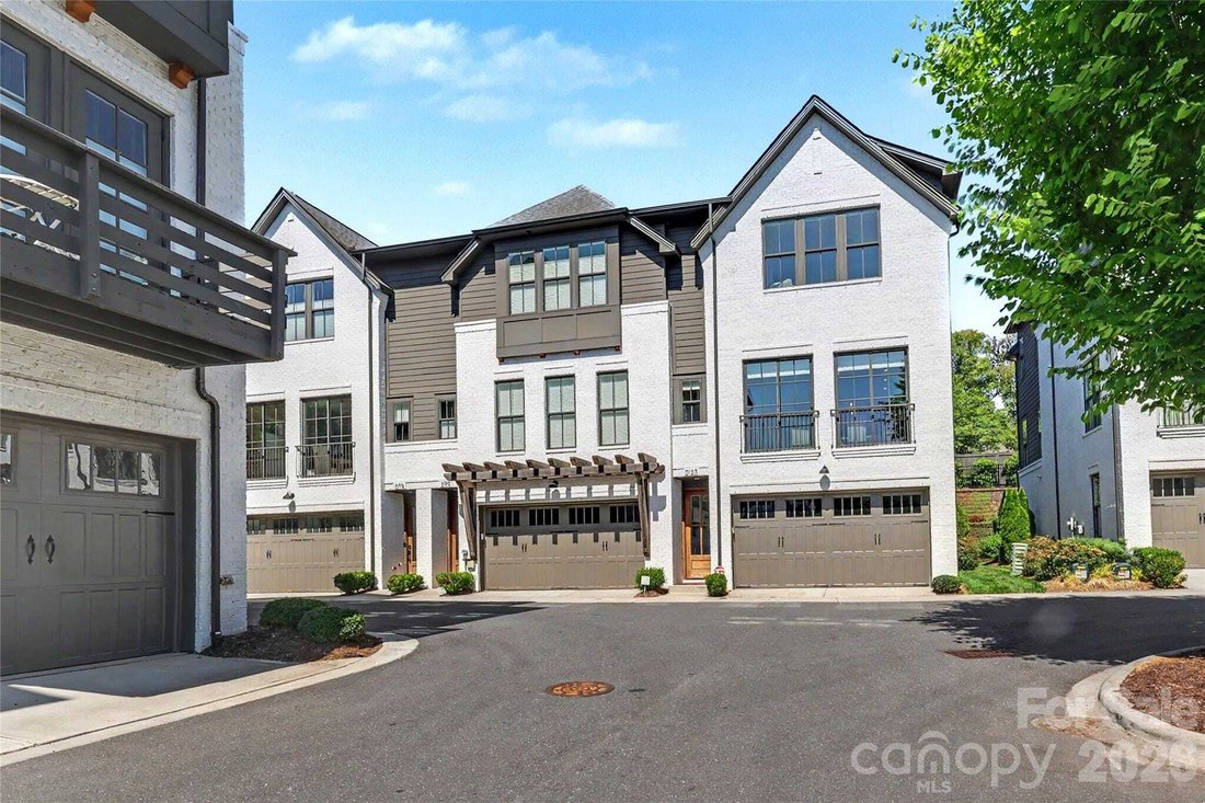 House in Charlotte, North Carolina, United States 2 - 17995601