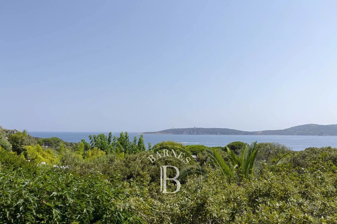 Villa in Lecci, Corsica, France 2 - 18590235