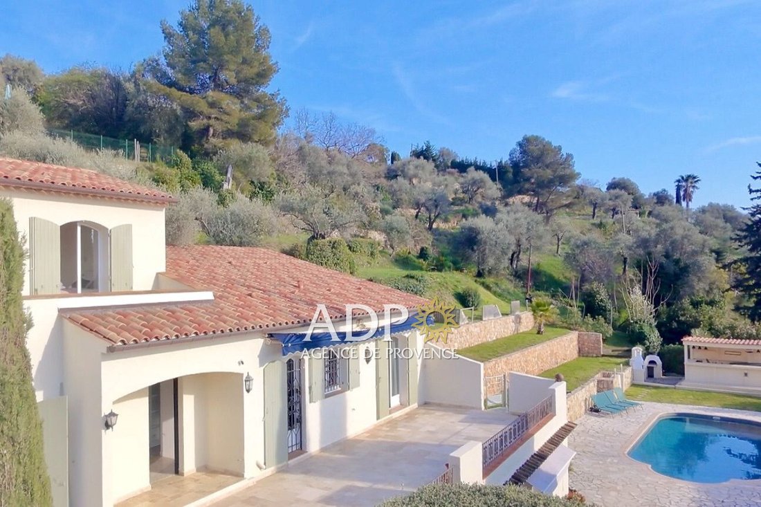 Villa in Valbonne, Provence-Alpes-Côte d'Azur, France 1 - 17509063