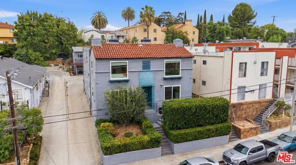 Los Angeles, California, United States 3 - 18591114
