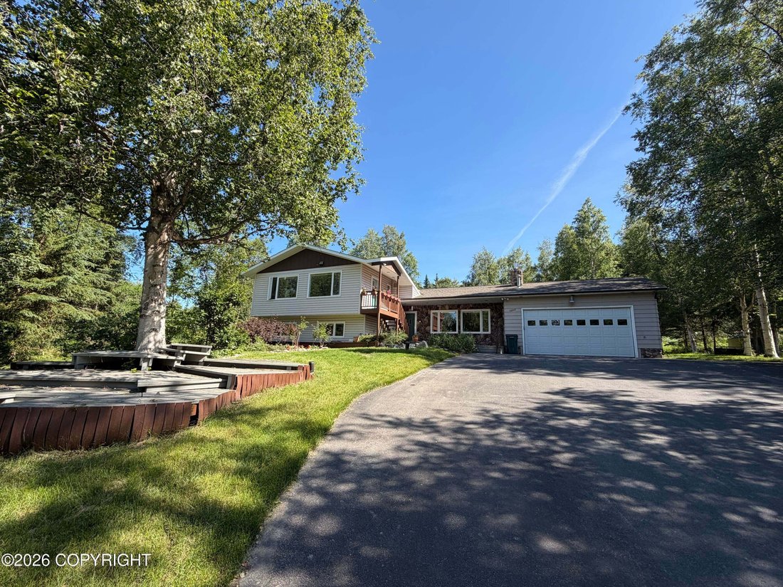 House in Anchorage, Alaska, United States 1 - 18589379