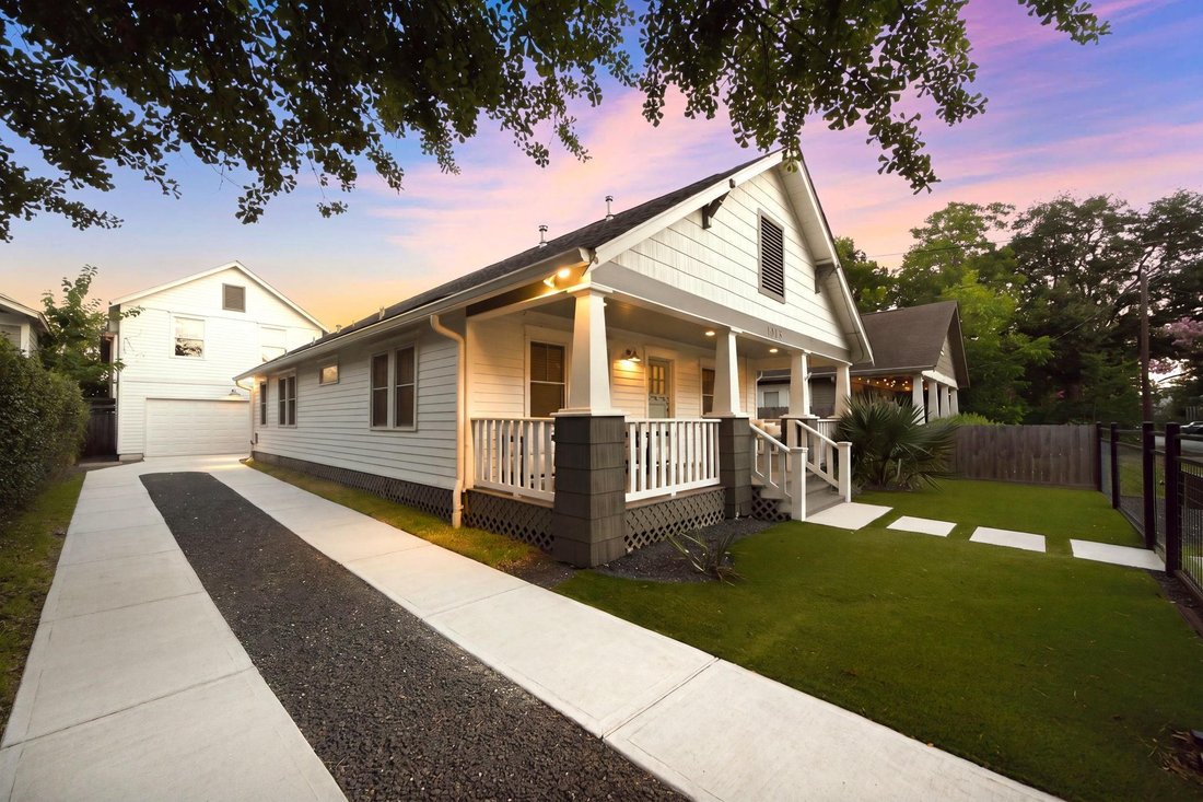 House in Houston, Texas, United States 5 - 18592717