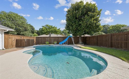 House in Plano, Texas, United States 1