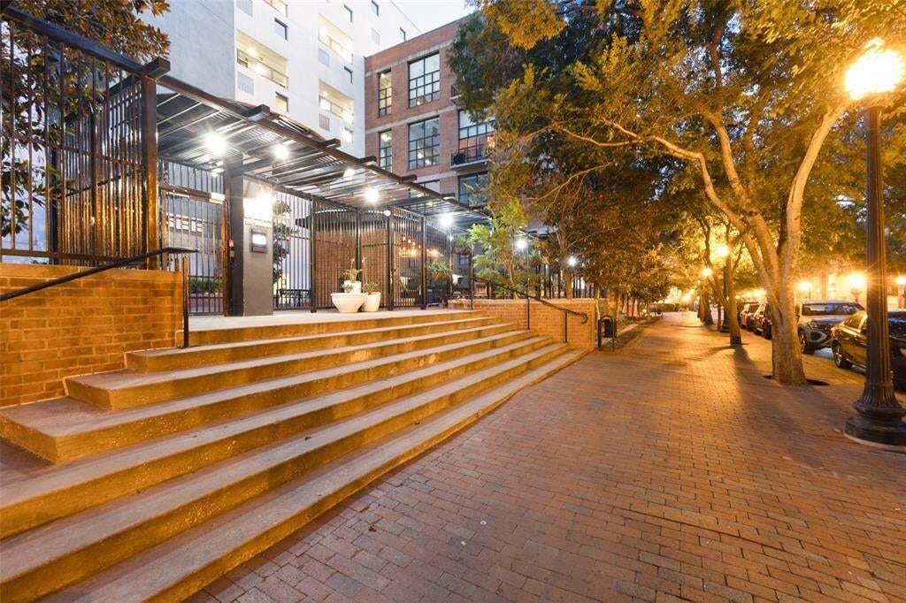 Condo in Dallas, Texas, United States 5 - 18592581