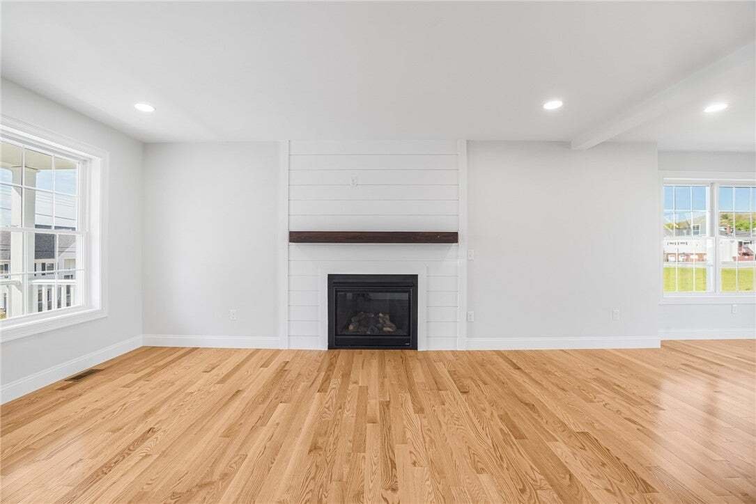 House in Woonsocket, Rhode Island, United States 2 - 18590962