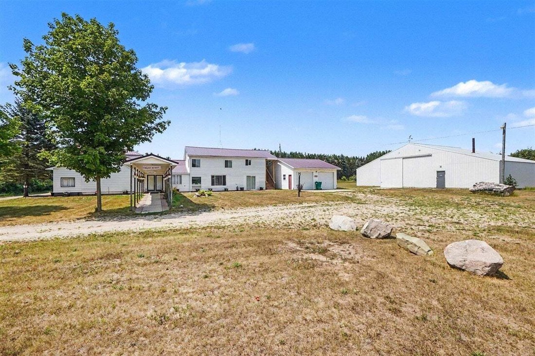 House in Evart, Michigan, United States 4 - 18308708