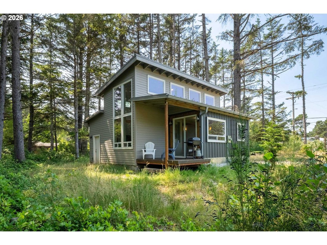 House in Pacific City, Oregon, United States 1 - 18591104