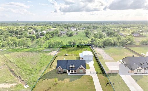 House in Oak Ridge, Texas, United States 1