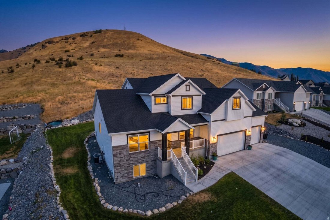 House in Hyde Park, Utah, United States 2 - 18591313