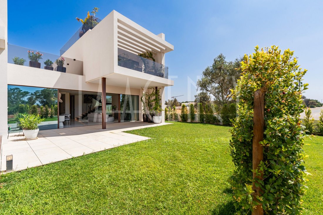 House in Quarteira, Algarve, Portugal 1 - 18592991