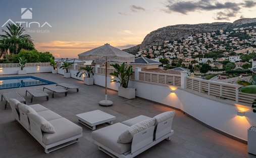 Villa in Calp / Calpe, Valencian Community, Spain 1