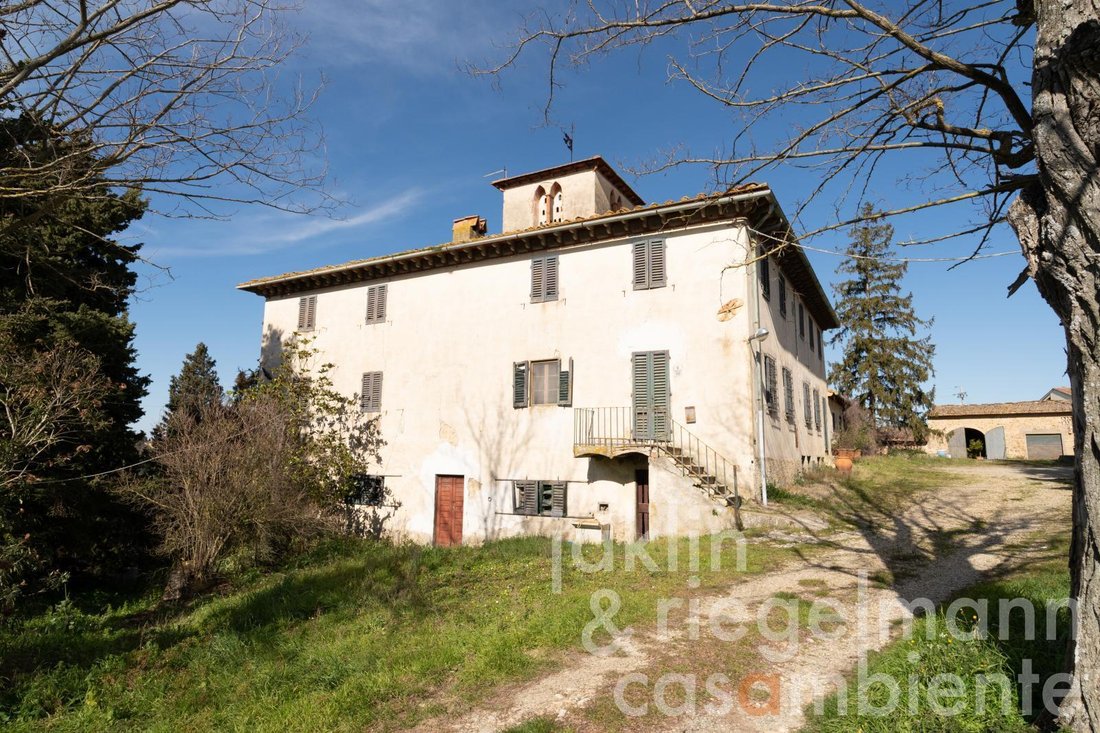 Estate in Center, Montespertoli, Tuscany 2 - 18588944