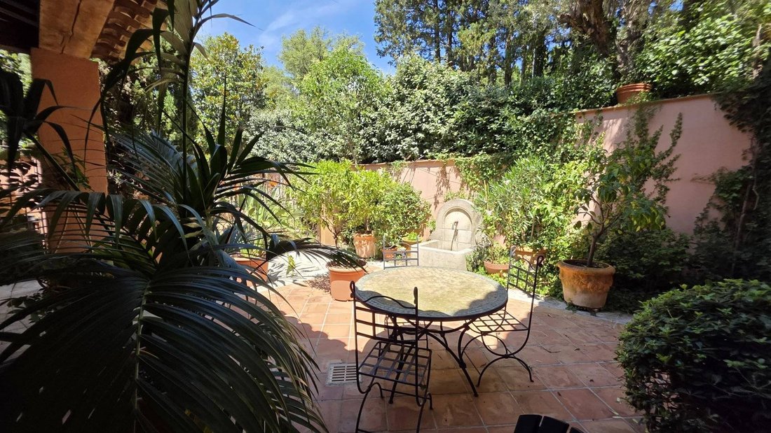 Villa in Grimaud, Provence-Alpes-Côte d'Azur, France 2 - 18200741