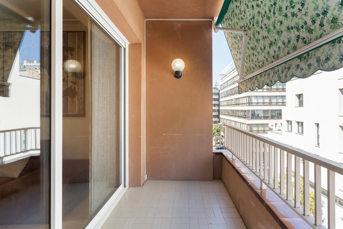 Wohnung in Sarrià-Sant Gervasi, Barcelona, Spanien 2 - 18592396