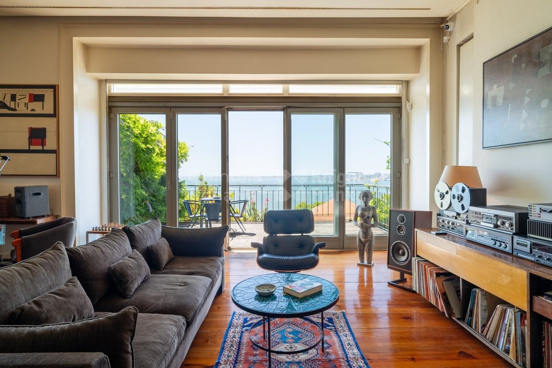 Apartment in Santa Maria Maior, Lisbon, Portugal 3 - 18592947