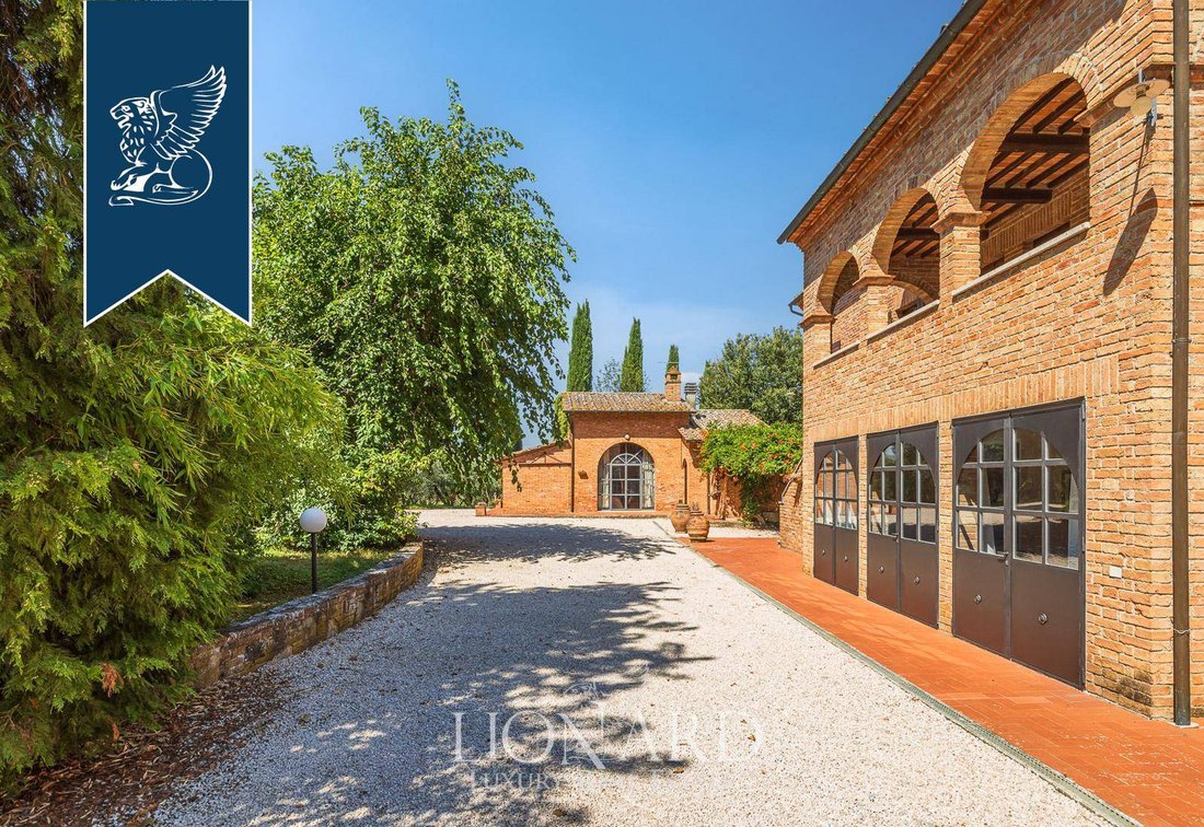 Villa in Torrita di Siena, Tuscany, Italy 5 - 18592798