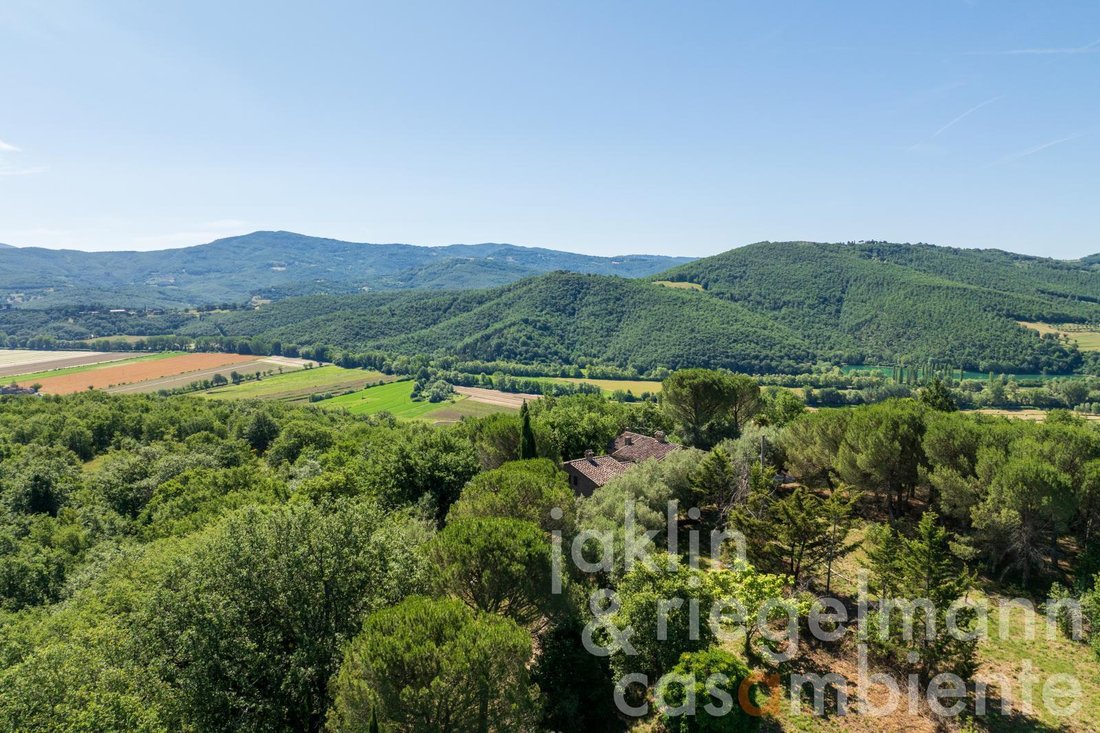 House in Center, Cortona, Tuscany 4 - 18589351