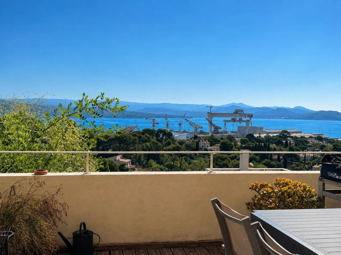 Apartment in La Ciotat, Provence-Alpes-Côte d'Azur, France 1 - 18236495