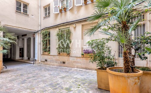Apartment in Saint Germain l'Auxerrois, Paris 1er Arrondissement, Paris 1
