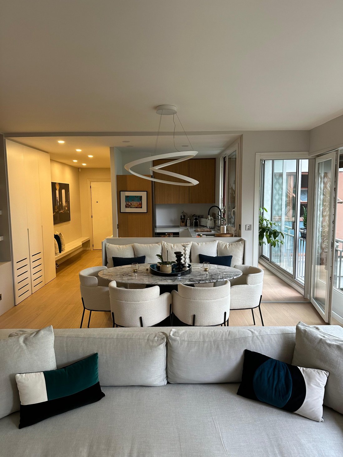 Apartment in La Plaine des Sablons, Neuilly-sur-Seine, France 2 - 18592624