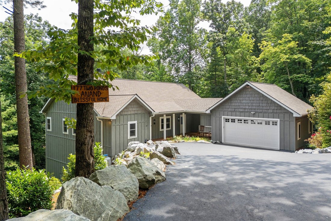 House in Highlands, North Carolina, United States 4 - 18572696
