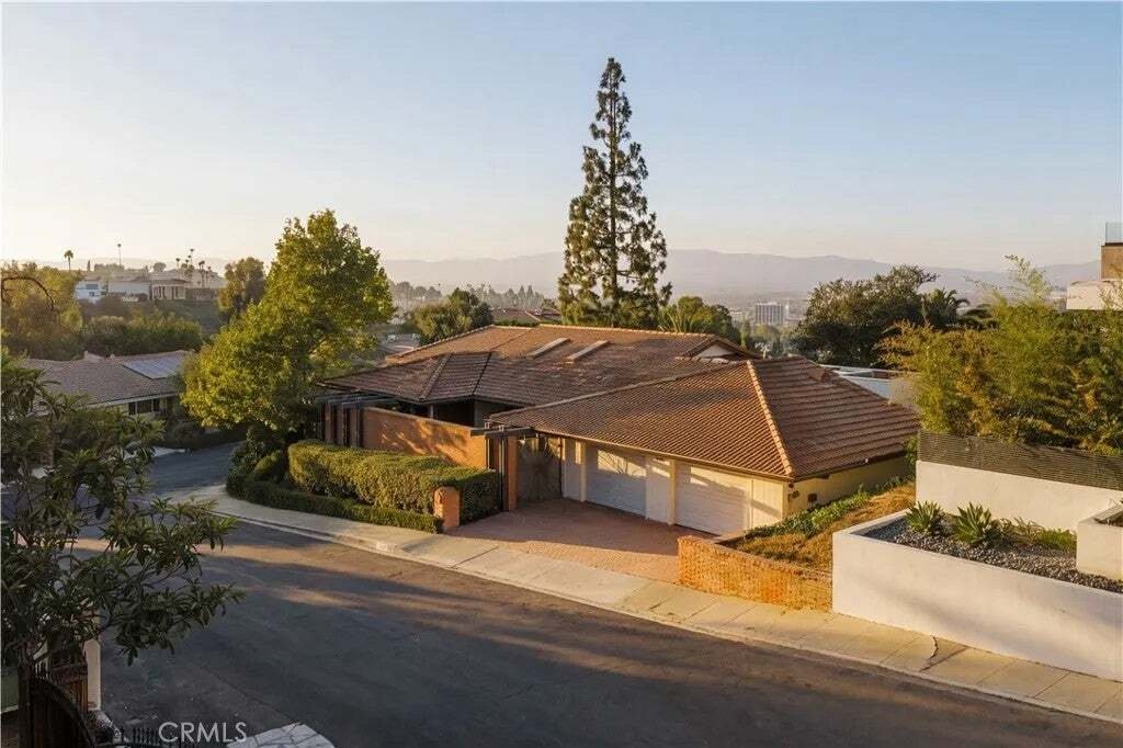 House in Los Angeles, California, United States 1 - 18592031