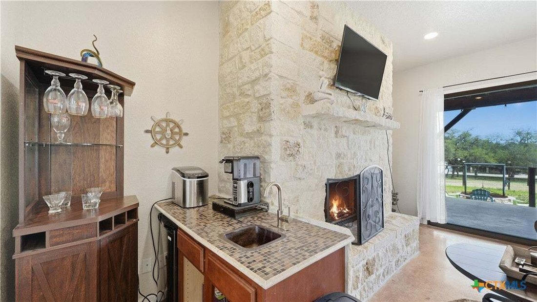 House in Canyon Lake, Texas, United States 4 - 18591353