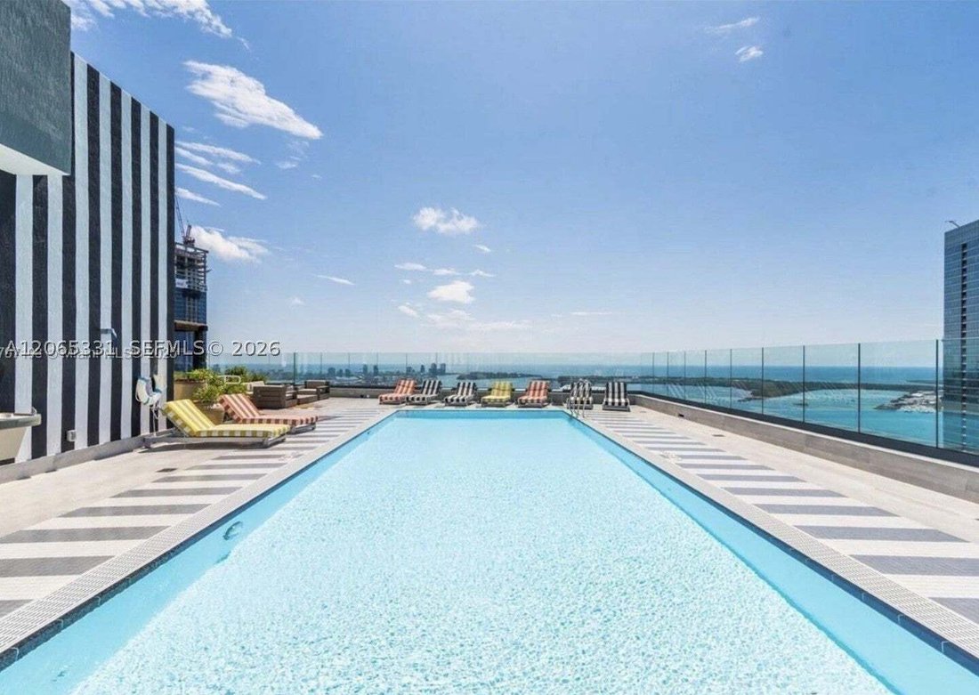 Condo in Miami, Florida, United States 1 - 18591620