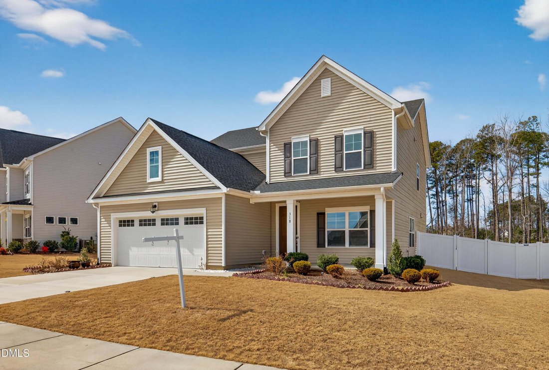 House in Fuquay-Varina, North Carolina, United States 1 - 18589841