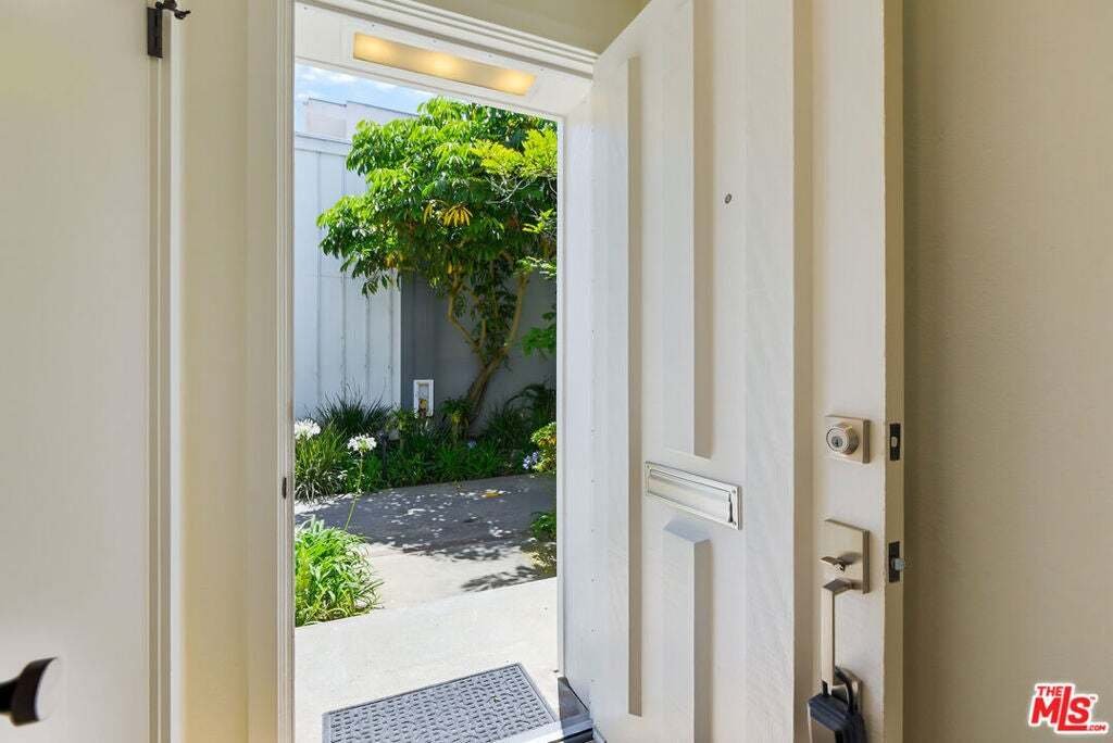 Townhouse in Marina del Rey, California, United States 2 - 18591107