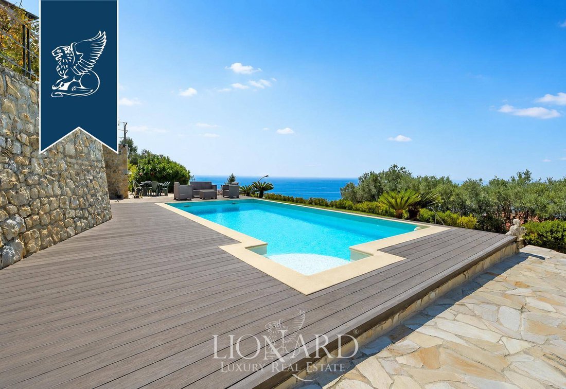 Villa in Bordighera, Liguria, Italy 4 - 18592794
