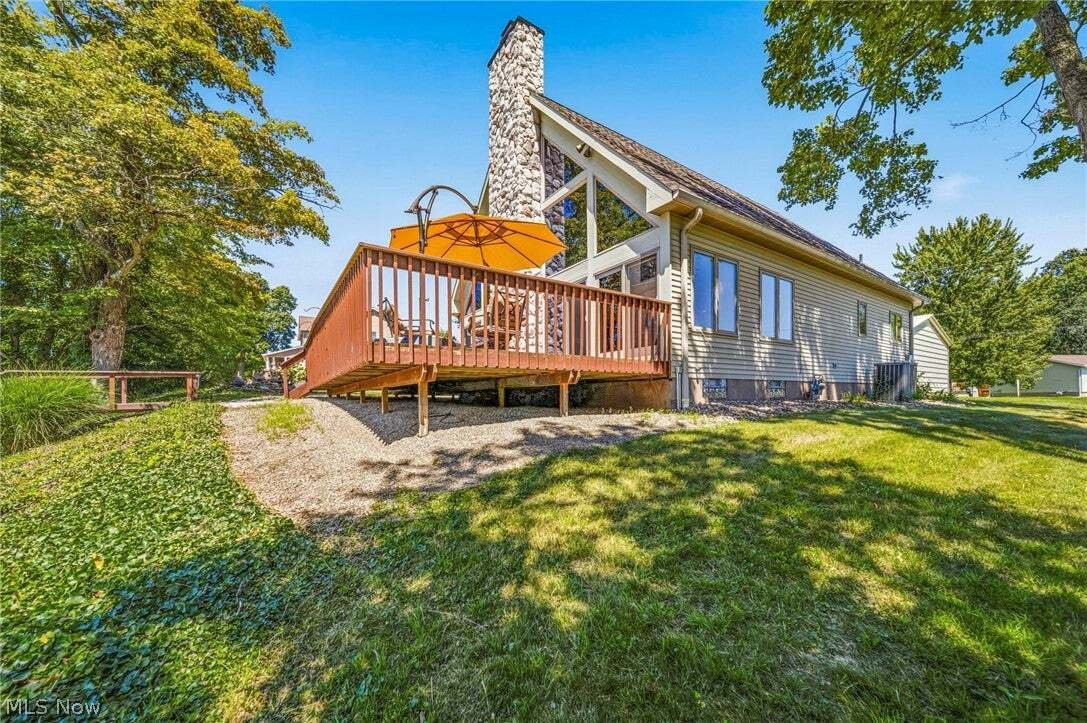 House in Roaming Shores, Ohio, United States 3 - 18589434