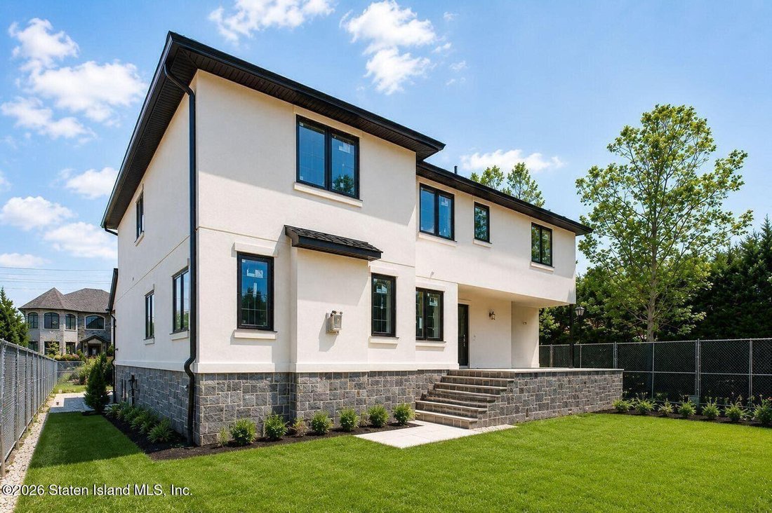 House in New York, New York, United States 3 - 18591446