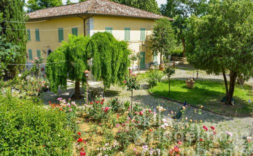 Estate in Center, Arezzo, Tuscany 1