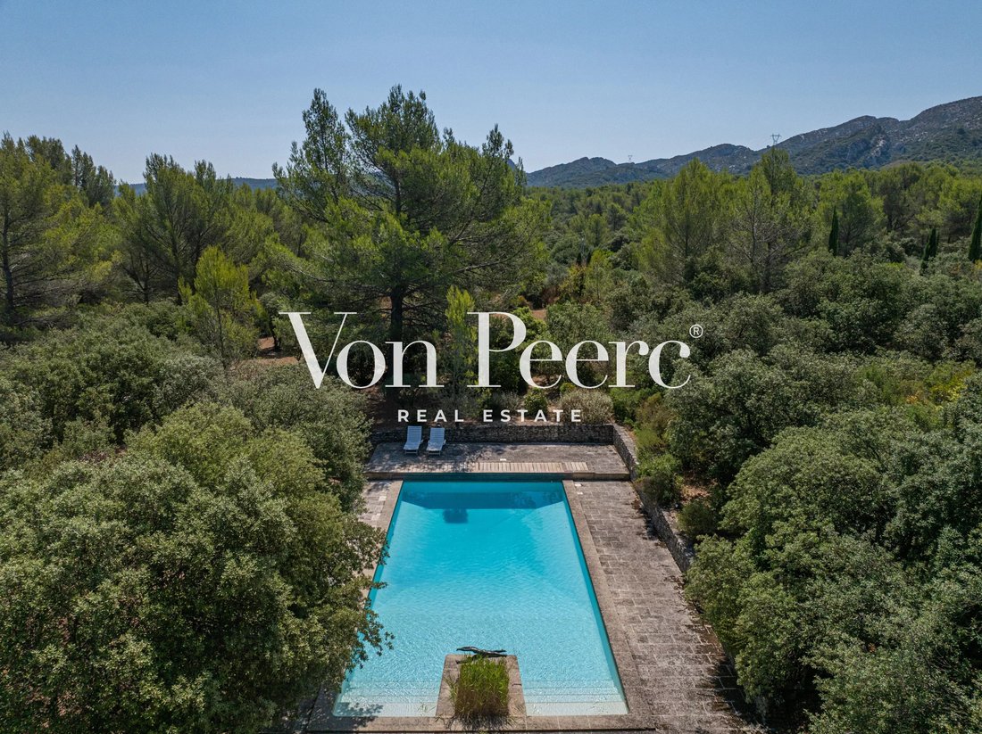 House in Eygalières, Provence-Alpes-Côte d'Azur, France 2 - 18590240