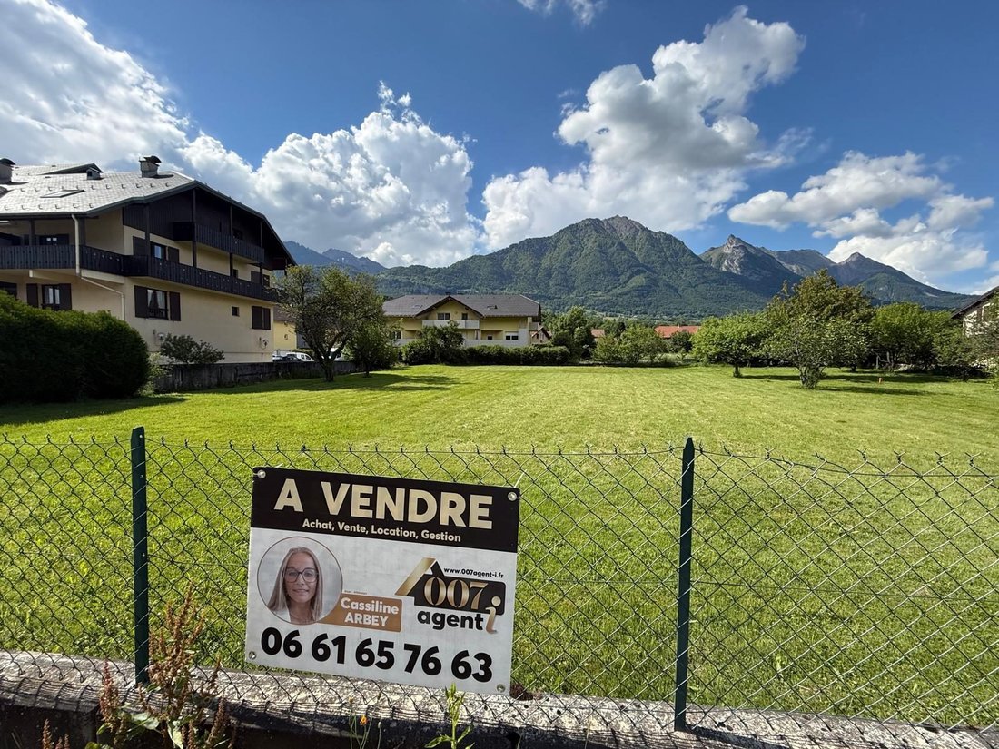 Land in Gilly-sur-Isere, Auvergne-Rhône-Alpes, France 2 - 18593895