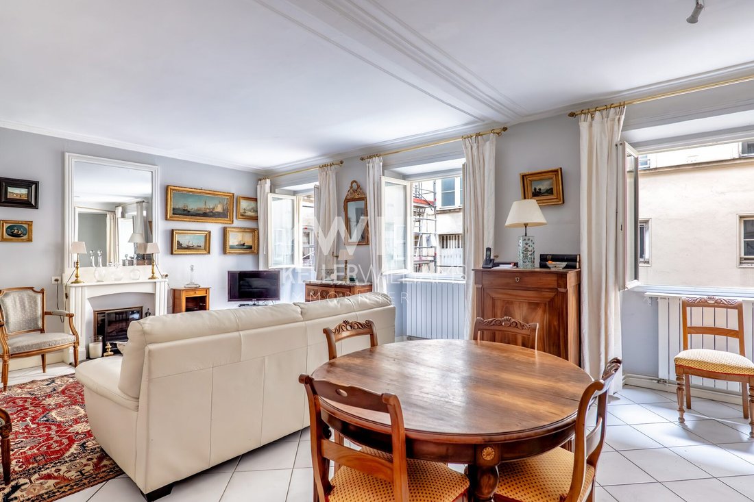 Apartment in Saint Germain l'Auxerrois, Paris 1er Arrondissement, Paris 5 - 18593935