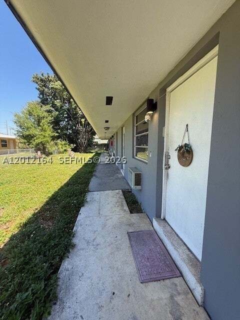 Miami Gardens, Florida, United States 4 - 17833747