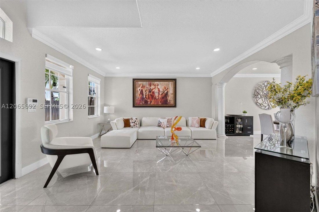 House in Miami, Florida, United States 5 - 18591542