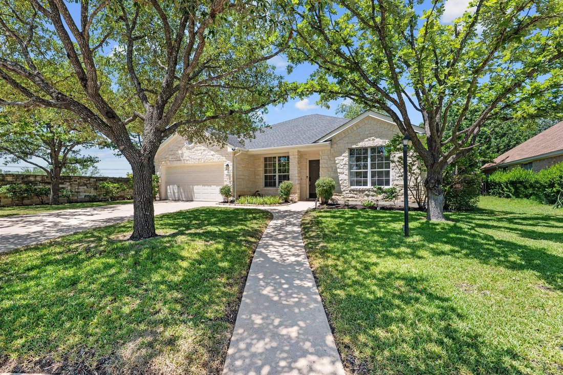 House in Bee Cave, Texas, United States 1 - 18589810