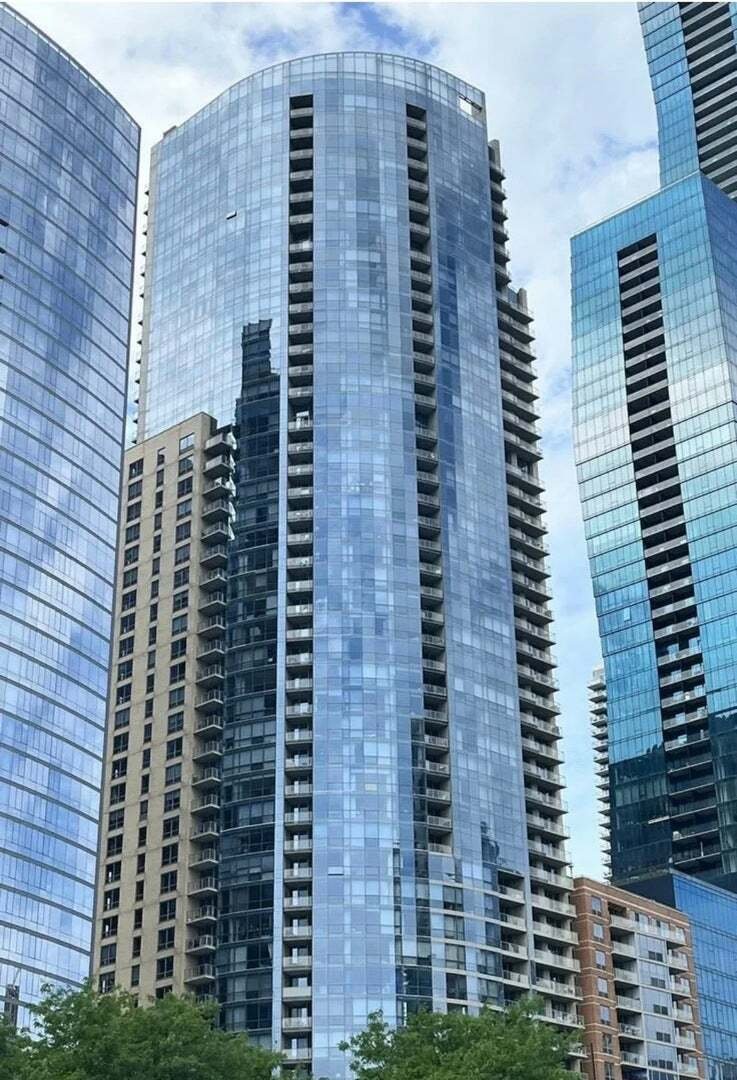 Condo in Chicago, Illinois, United States 1 - 18592447