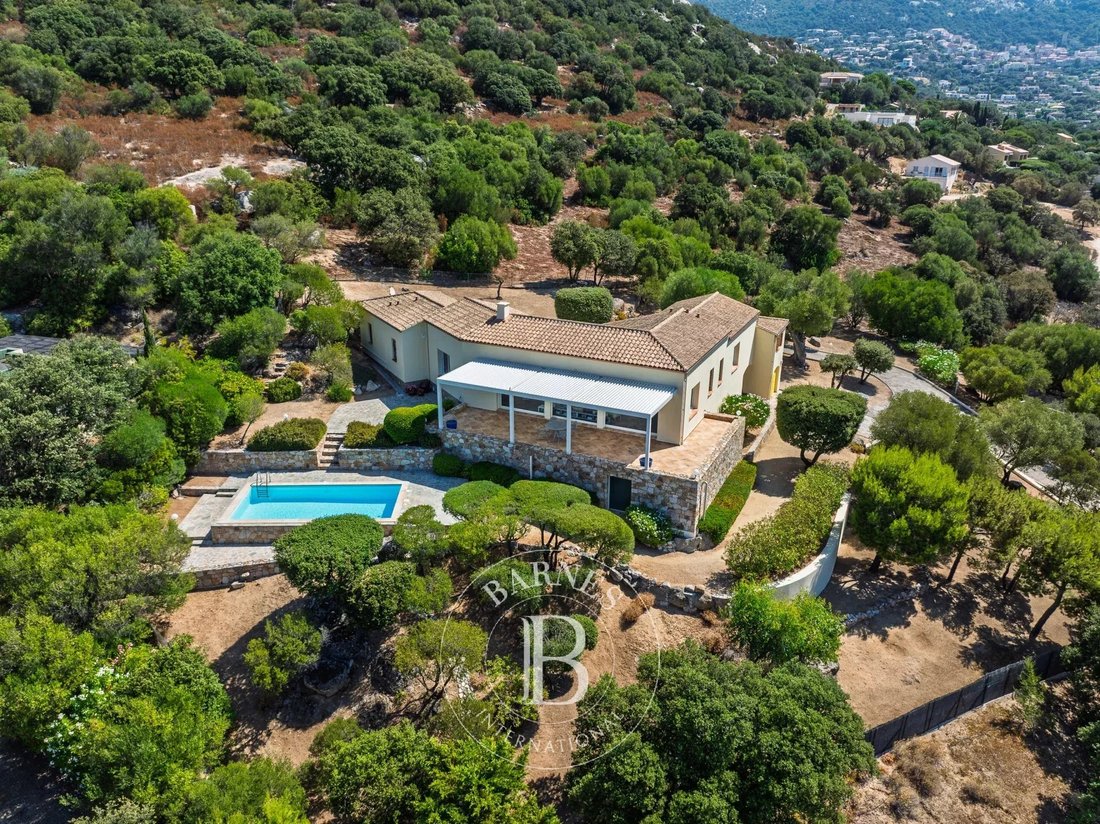 Villa in Lumio, Corsica, France 3 - 18476268